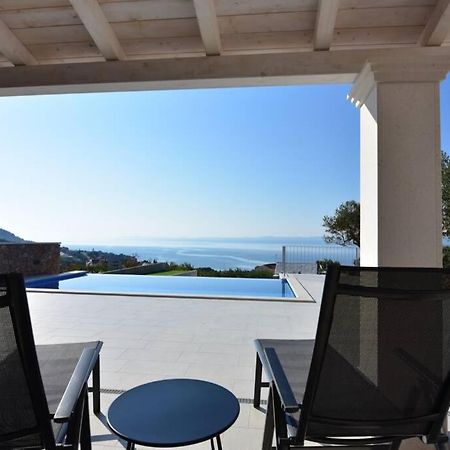 Villa Katarina - Infinity Pool With Amazing View Bol Exteriér fotografie