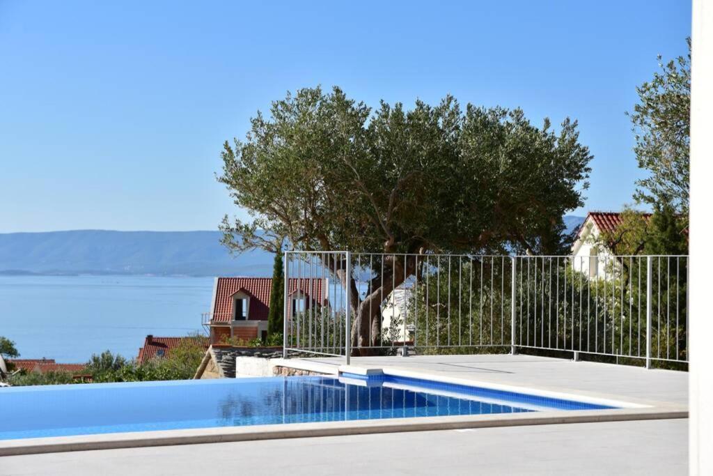 Villa Katarina - Infinity Pool With Amazing View Bol Exteriér fotografie